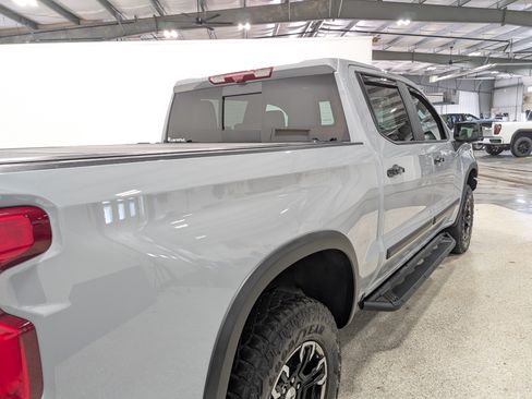Used 2024 Chevrolet Silverado 1500 ZR2 w/ Technology Package AWD/4WD image 3