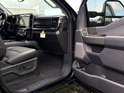 New 2026 Ford F350 Lariat w/ Black Appearance Package AWD/4WD image 55
