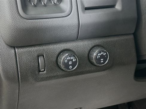 Used 2019 Chevrolet Colorado LT w/ Colorado RST Special Edition AWD/4WD image 10