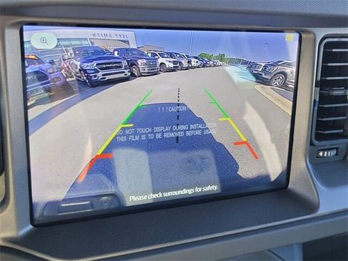 New 2025 Ford Bronco Base image 17