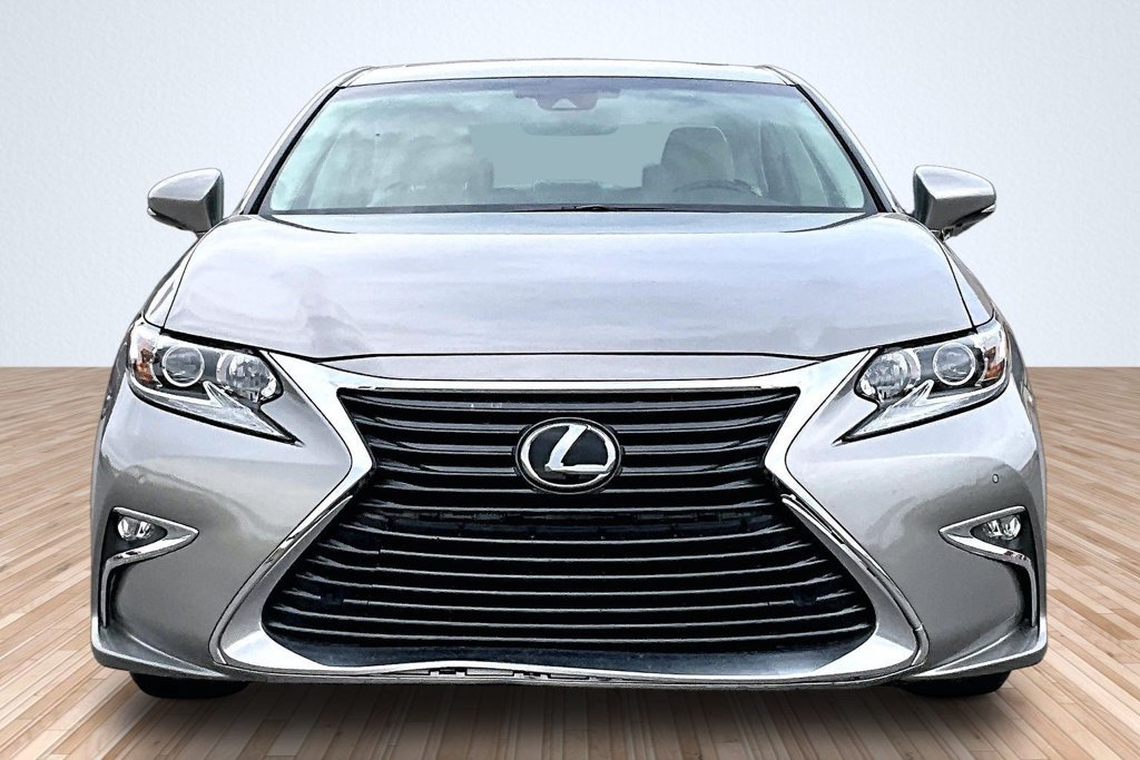 Used 2017 Lexus ES 350 w/ Premium Package FWD image 3