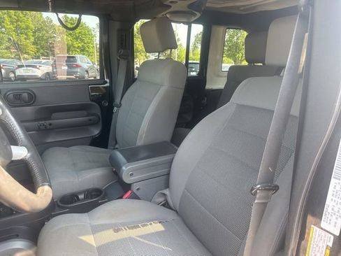 Used 2008 Jeep Wrangler Unlimited Sahara w/ Dual Top Group image 25