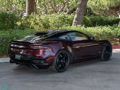 Used 2020 Aston Martin DBS Superleggera RWD image 22