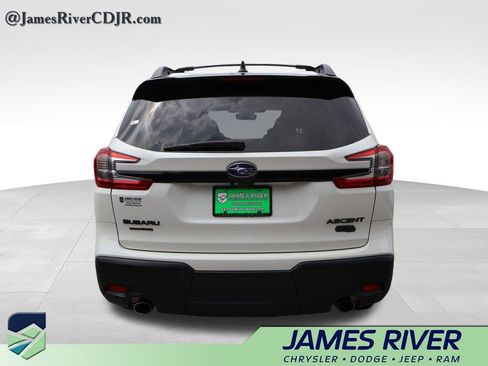 Used 2023 Subaru Ascent Onyx Edition AWD/4WD image 4