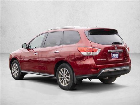Used 2015 Nissan Pathfinder S image 7