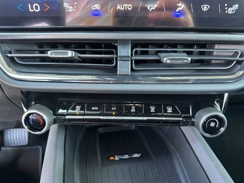 New 2026 Chevrolet Equinox EV RS image 18