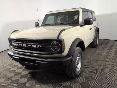 New 2025 Ford Bronco 4-Door AWD/4WD image 1