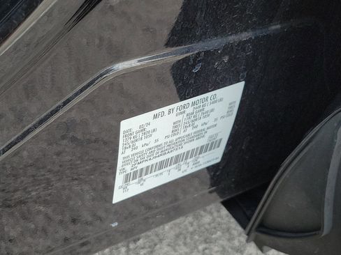 Used 2024 Ford Edge SEL AWD/4WD image 10