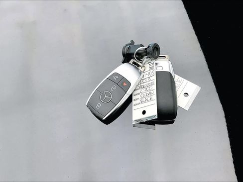 Used 2019 Mercedes-Benz C 300 Sedan image 13