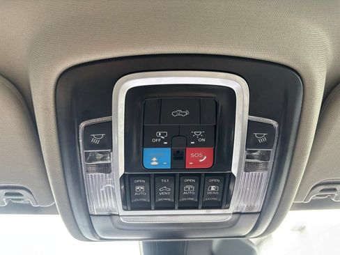 Used 2025 RAM 1500 Laramie w/ Laramie Southwest Edition AWD/4WD image 16