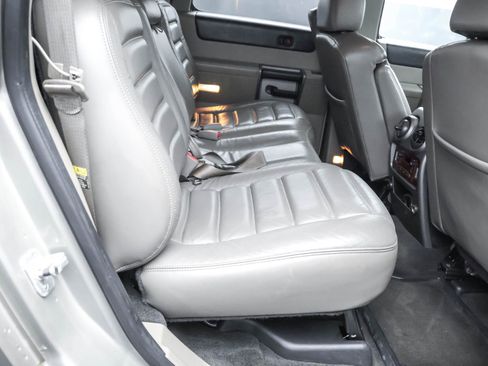 Used 2003 HUMMER H2 Luxury w/ Preferred Equipment Group image 15