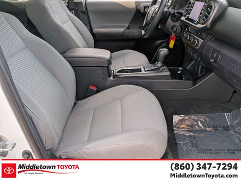 Certified 2022 Toyota Tacoma SR AWD/4WD image 35
