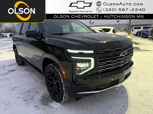 Certified 2025 Chevrolet Suburban High Country image 7