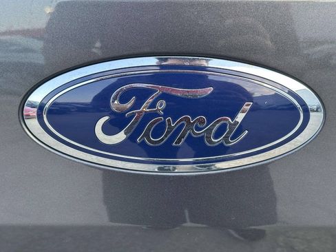 Used 2018 Ford F150 XLT w/ Equipment Group 302A Luxury AWD/4WD image 34