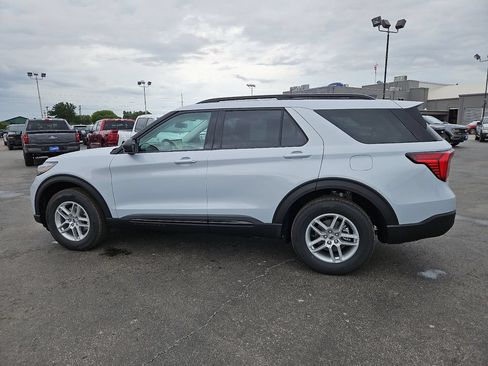 New 2026 Ford Explorer Active AWD/4WD image 7