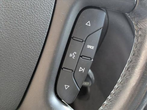 Used 2008 Buick Enclave CXL image 13