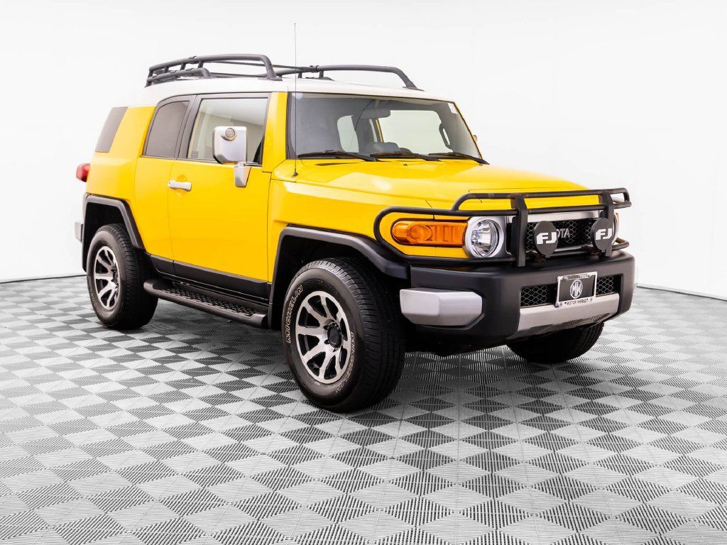 Used 2007 Toyota FJ Cruiser 4WD w/ Upgrade Pkg 2 image 10