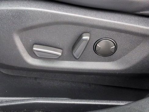 Used 2024 Ford Edge SEL image 13