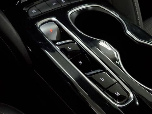 Used 2022 Buick Envision Preferred image 17