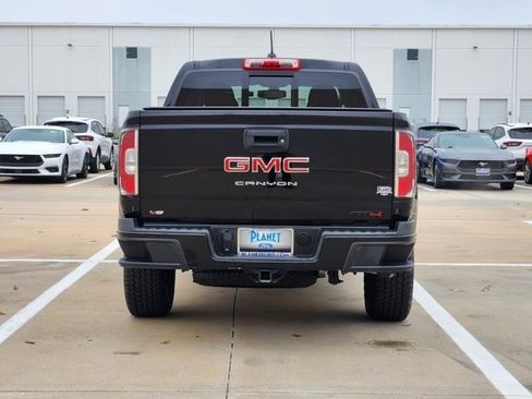 Used 2022 GMC Canyon AT4 image 6