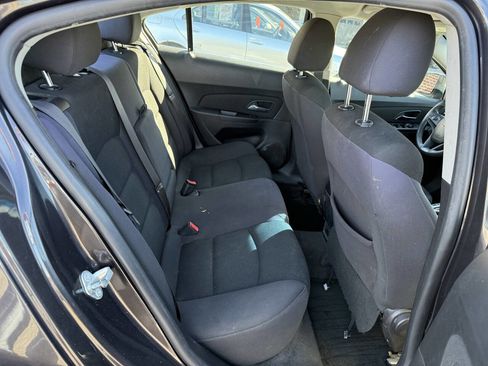 Used 2015 Chevrolet Cruze LT image 20
