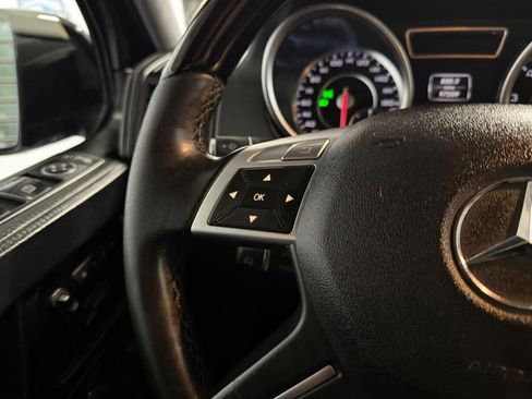 Used 2013 Mercedes-Benz G 63 AMG 4MATIC image 30