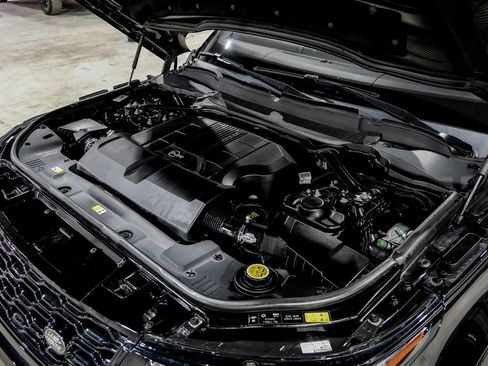 Used 2018 Land Rover Range Rover Sport SVR AWD/4WD image 65
