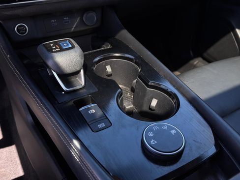 Used 2021 Nissan Rogue SL image 20