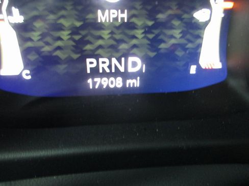 Used 2023 Jeep Wrangler Unlimited Rubicon w/ Steel Bumper Group image 30