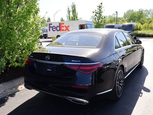 Used 2023 Mercedes-Benz S 580 4MATIC Sedan image 6