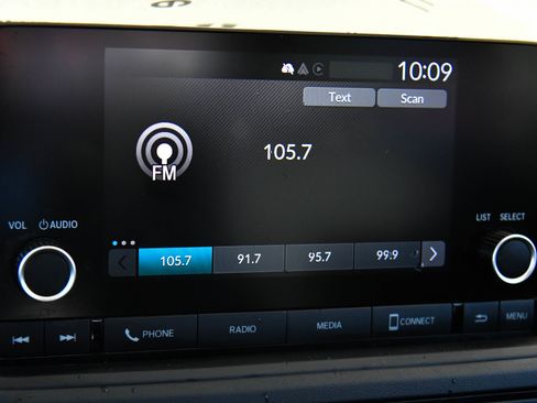 Used 2024 Honda Accord EX image 22