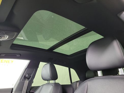 Used 2025 Audi Q8 Premium Plus w/ Premium Plus Package image 20