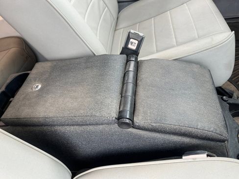 Used 1989 Jeep Wrangler Laredo image 24