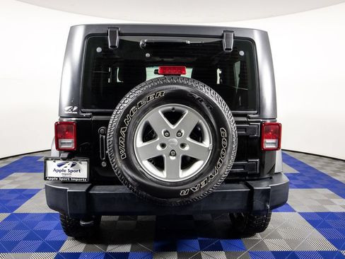 Used 2016 Jeep Wrangler Sport w/ Quick Order Package 24S AWD/4WD image 6