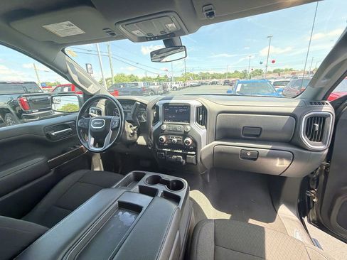 Used 2021 GMC Sierra 1500 SLE w/ X31 Off-Road Package AWD/4WD image 10