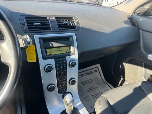 Used 2010 Volvo S40 2.4i FWD image 28