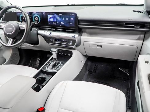 Used 2025 Hyundai Kona SEL image 18