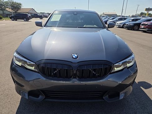 Used 2019 BMW 330i xDrive Sedan w/ Convenience Package AWD/4WD image 8