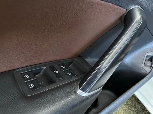 Used 2021 Volkswagen Passat 2.0T SE image 27