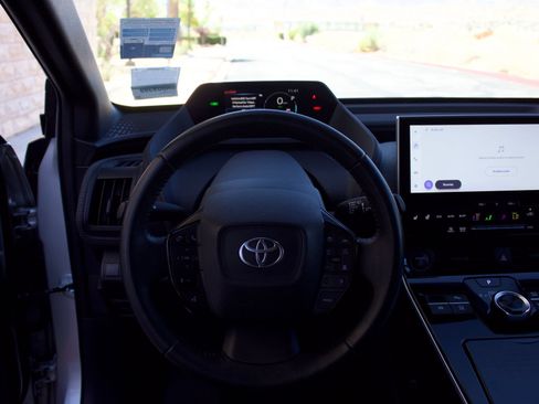 Used 2025 Toyota bZ4X FWD w/ Weather Package image 15
