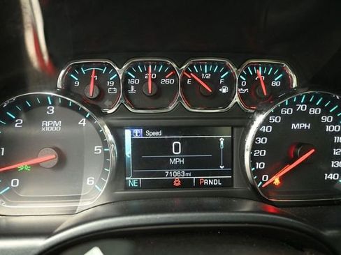Used 2019 Chevrolet Silverado 1500 LT AWD/4WD image 12