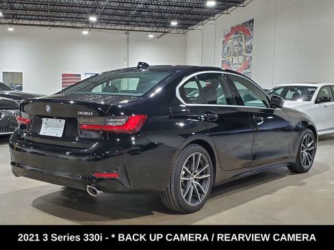 Used 2021 BMW 330i Sedan w/ Convenience Package RWD image 9