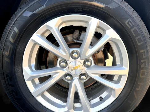 Used 2017 Chevrolet Equinox LS AWD/4WD image 7