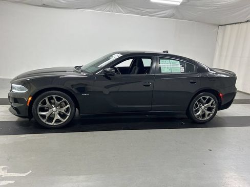 Used 2016 Dodge Charger R/T RWD image 6