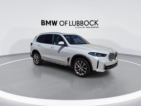 Used 2025 BMW X5 xDrive40i w/ Climate Comfort Package AWD/4WD image 2