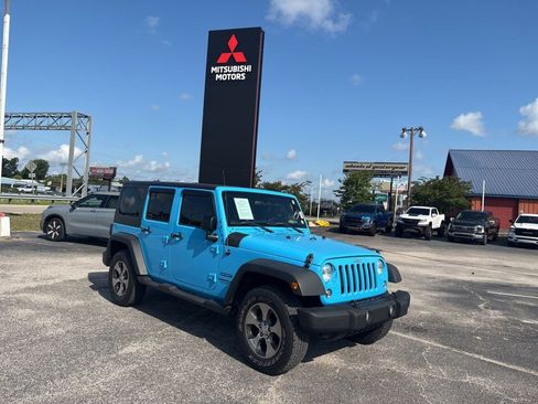 Used 2017 Jeep Wrangler Unlimited Sport w/ Connectivity Group AWD/4WD image 1