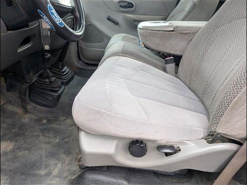 Used 1999 Ford F150 XLT image 9