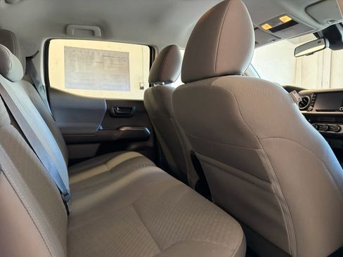 Used 2022 Toyota Tacoma SR5 image 29