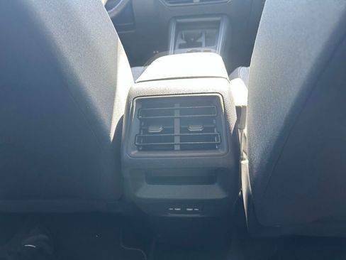 Used 2025 Volkswagen Tiguan S image 39