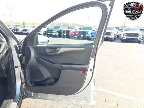Certified 2023 Ford Escape Active AWD/4WD image 25